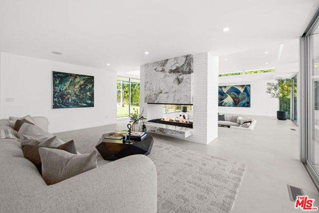 535 Haynes Avenue, Beverly Hills, CA 90210
