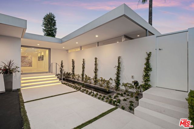 535 Haynes Avenue, Beverly Hills, CA 90210