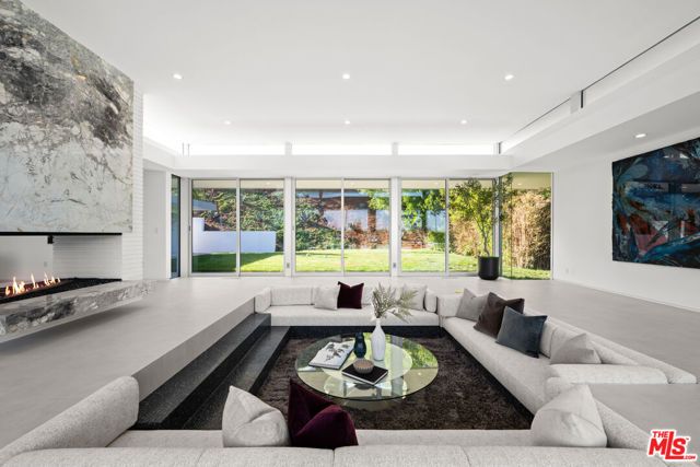 535 Haynes Avenue, Beverly Hills, CA 90210