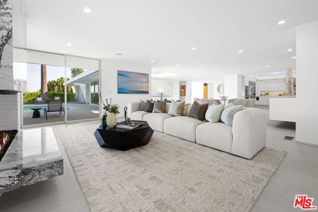 535 Haynes Avenue, Beverly Hills, CA 90210