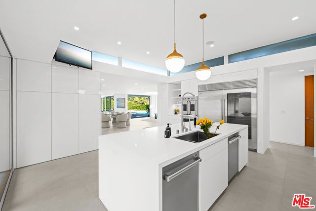 535 Haynes Avenue, Beverly Hills, CA 90210