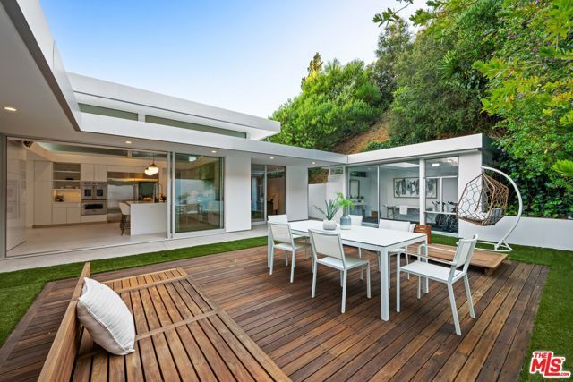 535 Haynes Avenue, Beverly Hills, CA 90210
