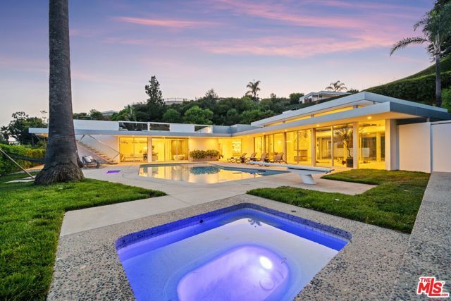 535 Haynes Avenue, Beverly Hills, CA 90210