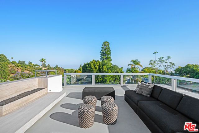 535 Haynes Avenue, Beverly Hills, CA 90210