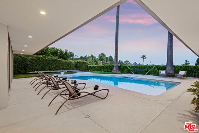 535 Haynes Avenue, Beverly Hills, CA 90210