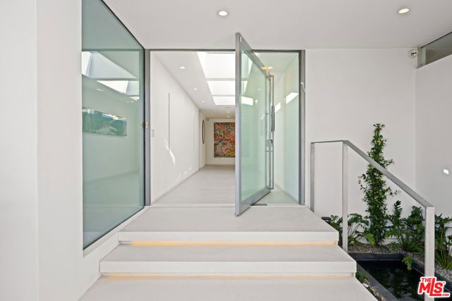 535 Haynes Avenue, Beverly Hills, CA 90210