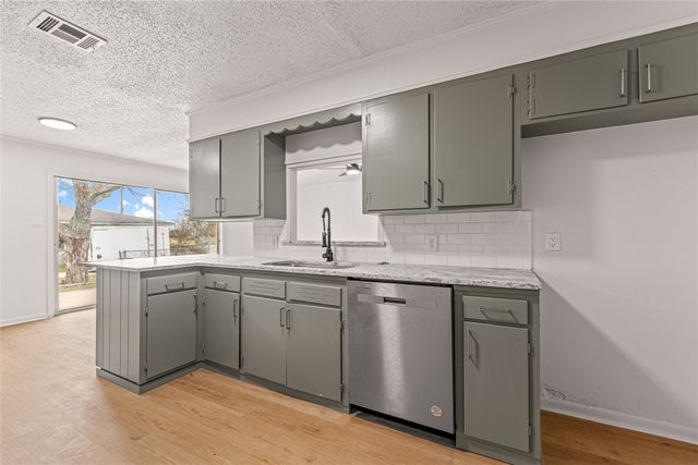 1301 Harrison Avenue, Waco, TX 76704