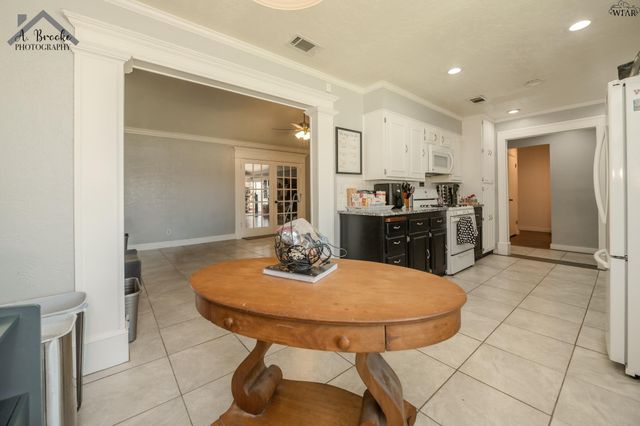 4921 BIG BEND DRIVE, Wichita Falls, TX 76310