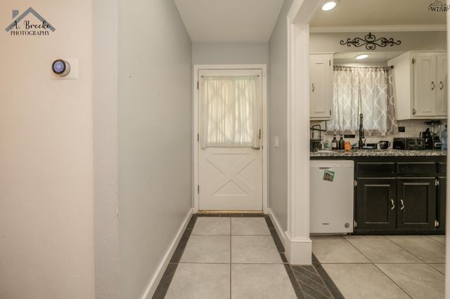4921 BIG BEND DRIVE, Wichita Falls, TX 76310