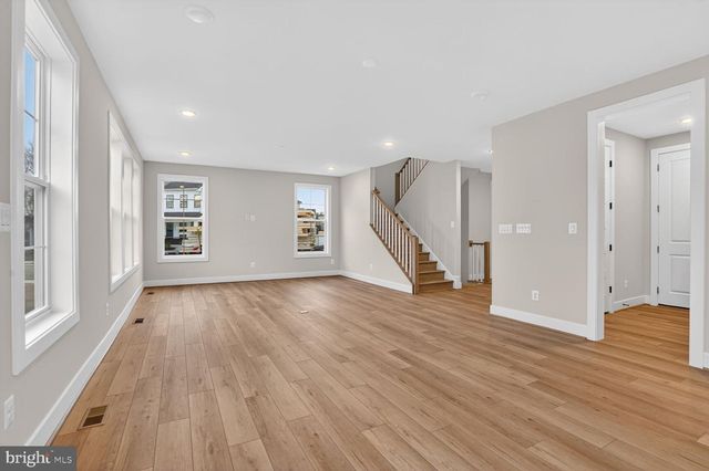 22745 STRATUS PL, Ashburn, VA 20148