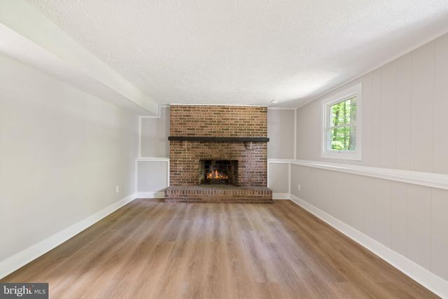 14099 WALTON DR, Manassas, VA 20112
