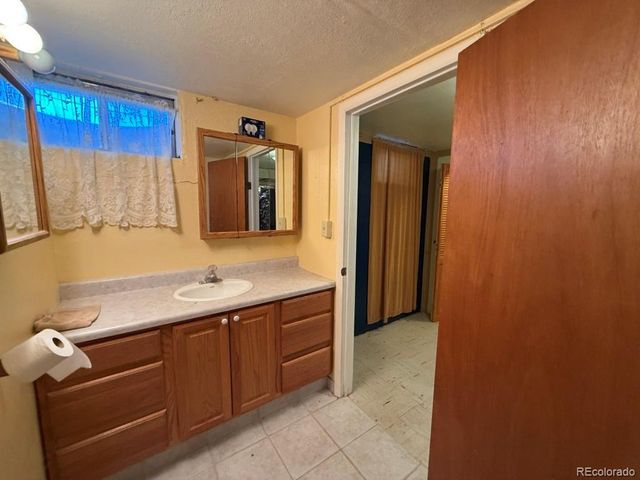 2932 Azalea Street, Pueblo, CO 81005