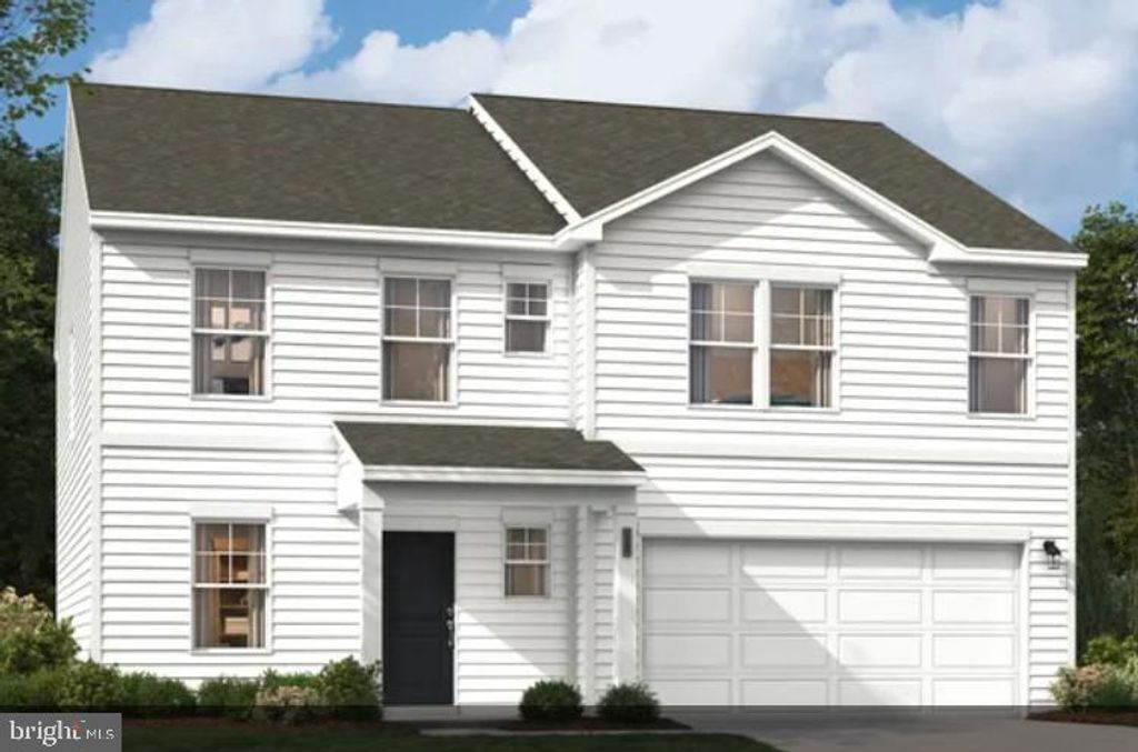 46 TIPTON RD, Charles Town, WV 25414