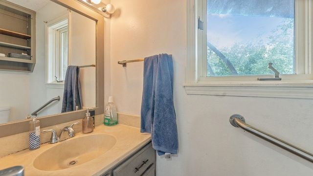 2 Dulverton Drive, Bella Vista, AR 72715