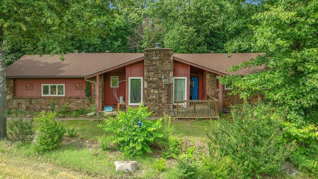 2 Dulverton Drive, Bella Vista, AR 72715
