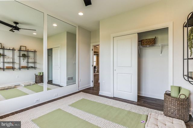 5403 RED OAK DR, Coopersburg, PA 18036