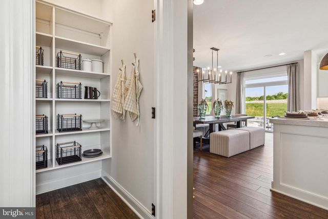 5403 RED OAK DR, Coopersburg, PA 18036