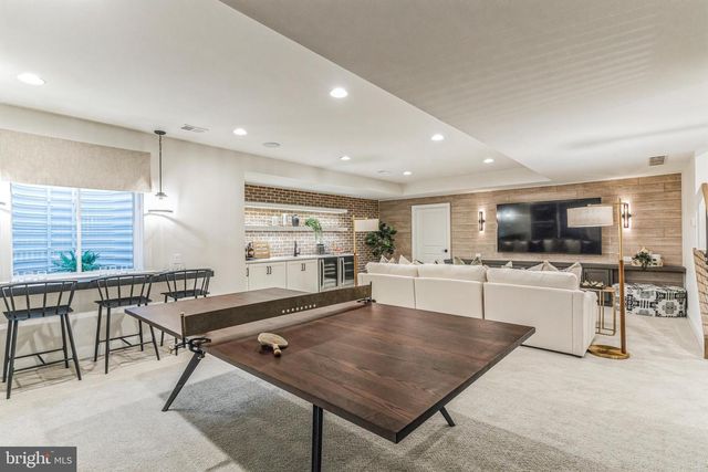 5403 RED OAK DR, Coopersburg, PA 18036