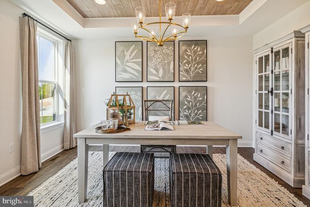 5403 RED OAK DR, Coopersburg, PA 18036