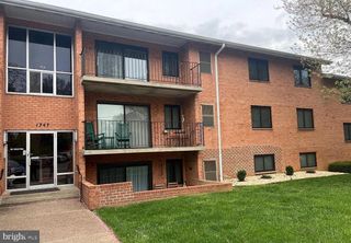1747 EDGEWOOD HILL CIR #201, Hagerstown, MD 21740