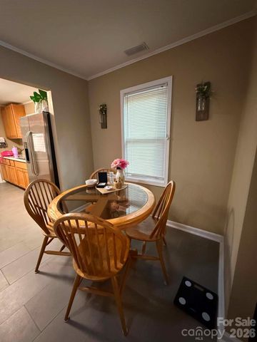 118 Dick Beam Road, Cherryville, NC 28021