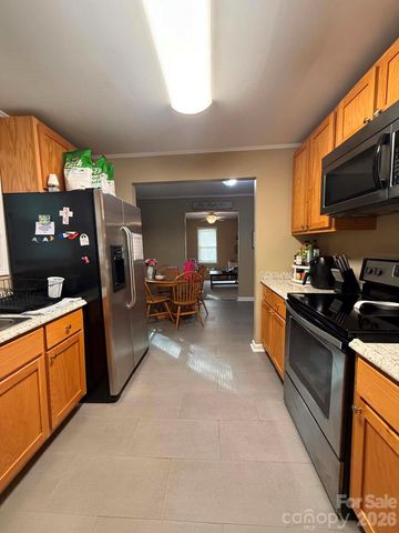 118 Dick Beam Road, Cherryville, NC 28021