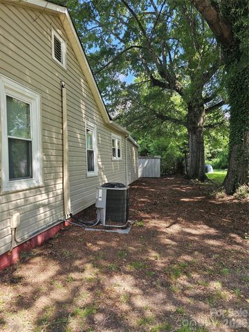 118 Dick Beam Road, Cherryville, NC 28021