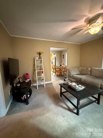 118 Dick Beam Road, Cherryville, NC 28021