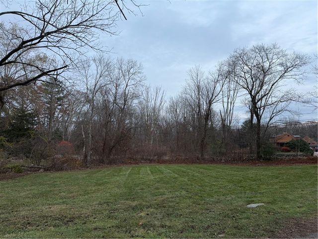 511 Weaver Hill Road, Coventry, RI 02816