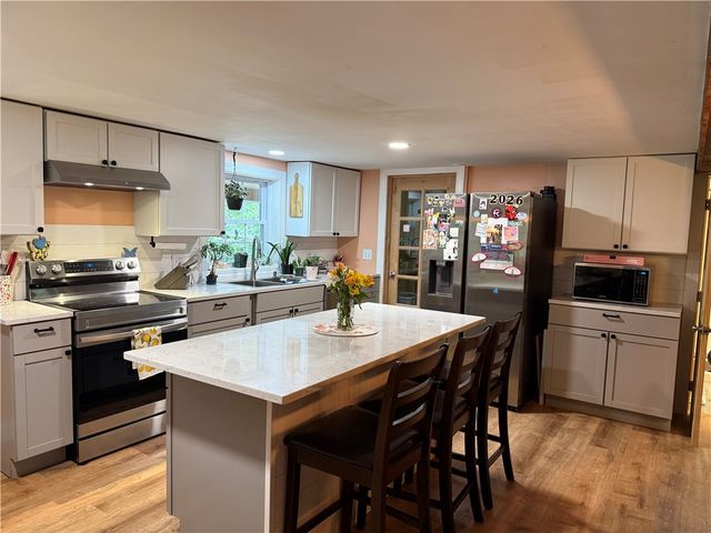 511 Weaver Hill Road, Coventry, RI 02816