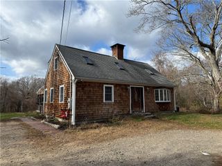 511 Weaver Hill Road, Coventry, RI 02816