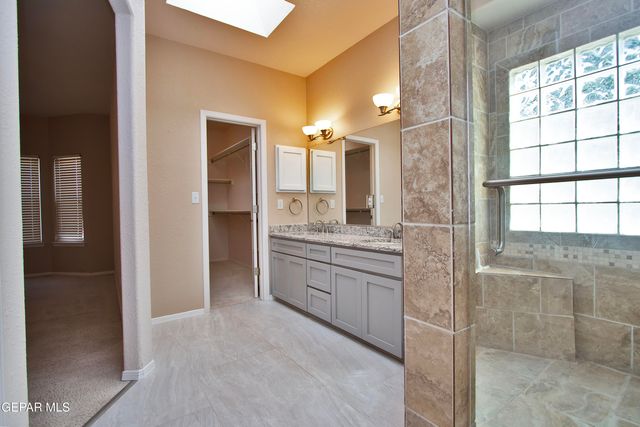128 E Cloud Song, Santa Teresa, NM 88008