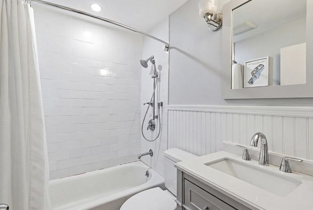 796 Willard St D5, Quincy, MA 02169