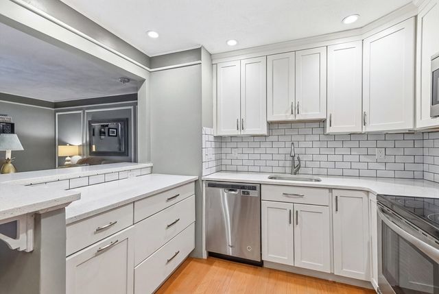 796 Willard St D5, Quincy, MA 02169