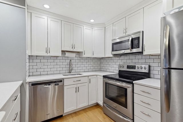 796 Willard St D5, Quincy, MA 02169