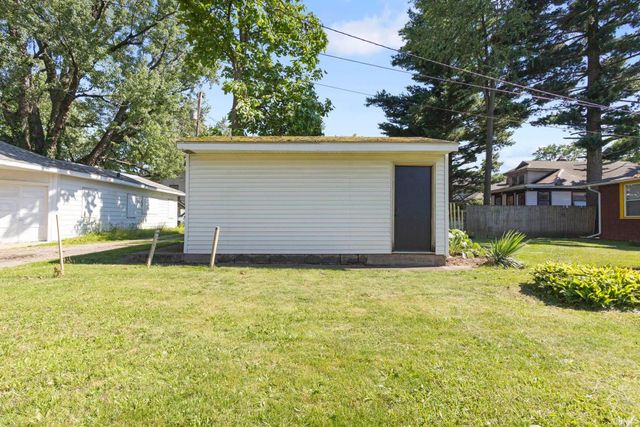 1818 Leer Street, South Bend, IN 46613
