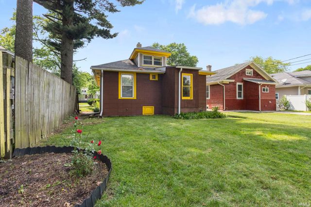 1818 Leer Street, South Bend, IN 46613