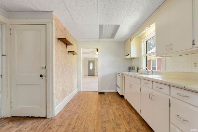 1818 Leer Street, South Bend, IN 46613