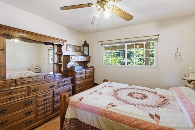 8698 Echo, La Mesa, CA 91941