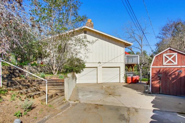 8698 Echo, La Mesa, CA 91941