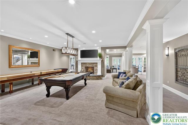 1731 Red Hawk Way, Lower Saucon Twp, PA 18015