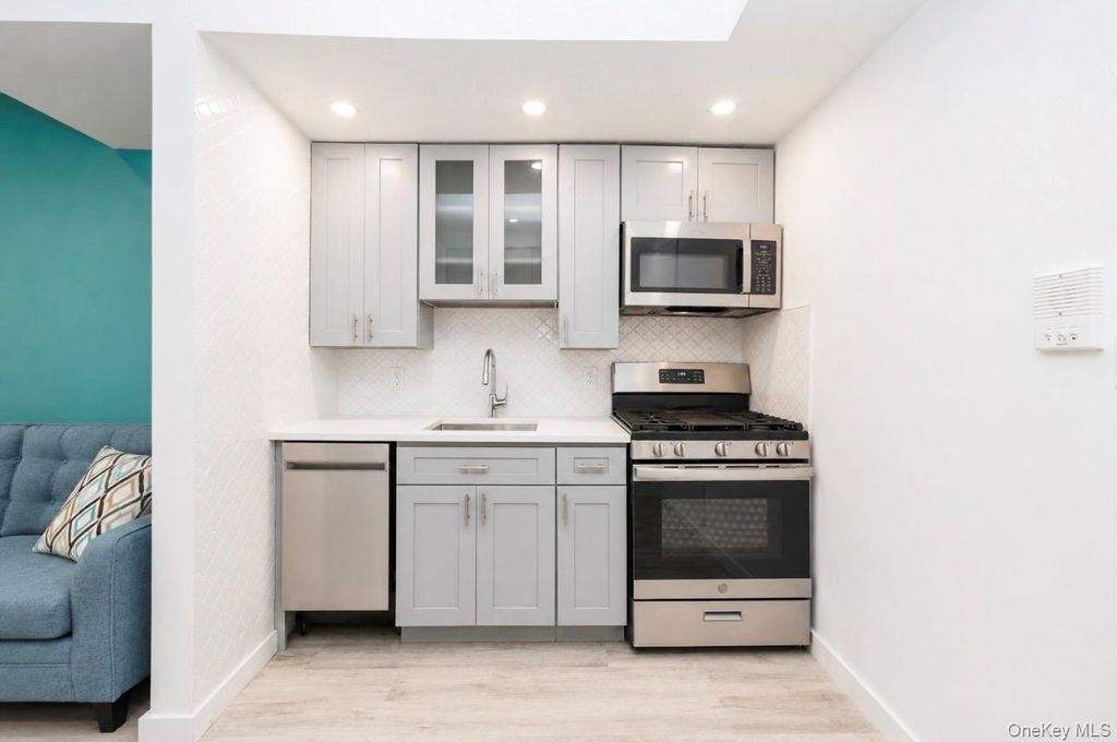 2261 Palmer Avenue 1G, New Rochelle, NY 10801 — photo 2