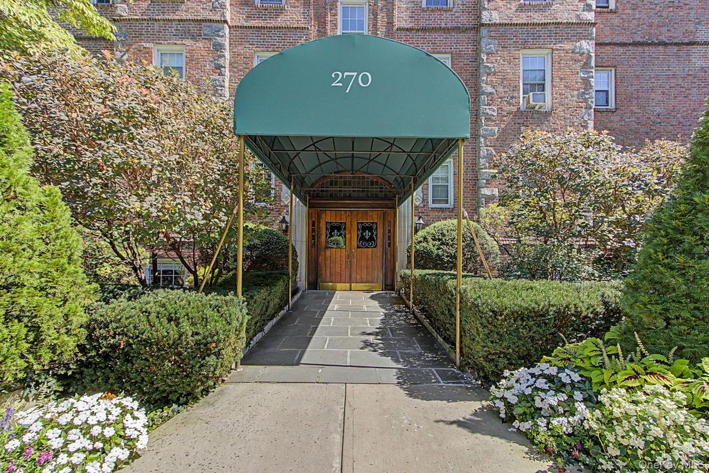 270 Bronxville Road B3, Yonkers, NY 10708 — photo 3
