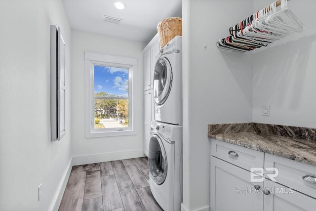 4724 Burkart Lane, Orange Beach, AL 36561