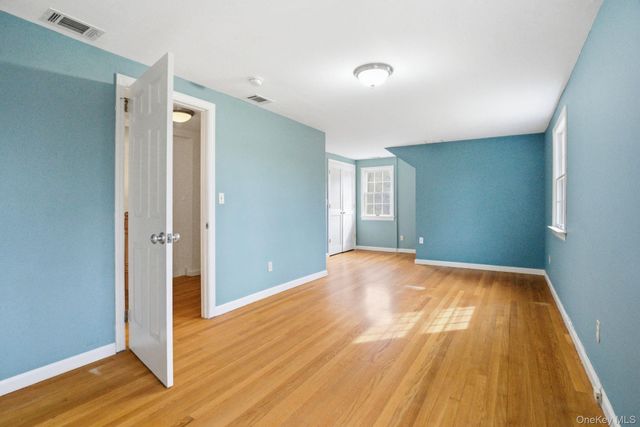 80 Roaring Brook Road, Chappaqua, NY 10514