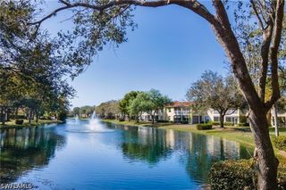 300 Diamond CIR 302, Naples, FL 34110