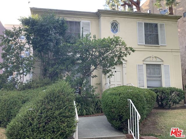 325 PALM Drive E, Beverly Hills, CA 90210