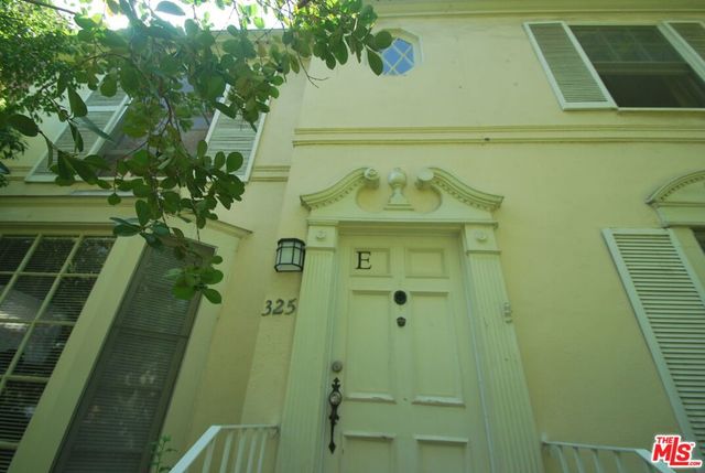 325 PALM Drive E, Beverly Hills, CA 90210