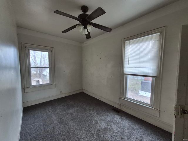 610 W State Street, Princeton, IN 47670