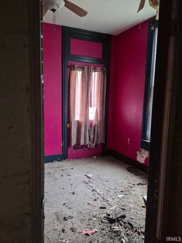 610 W State Street, Princeton, IN 47670